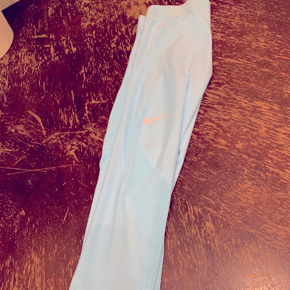 Running capris